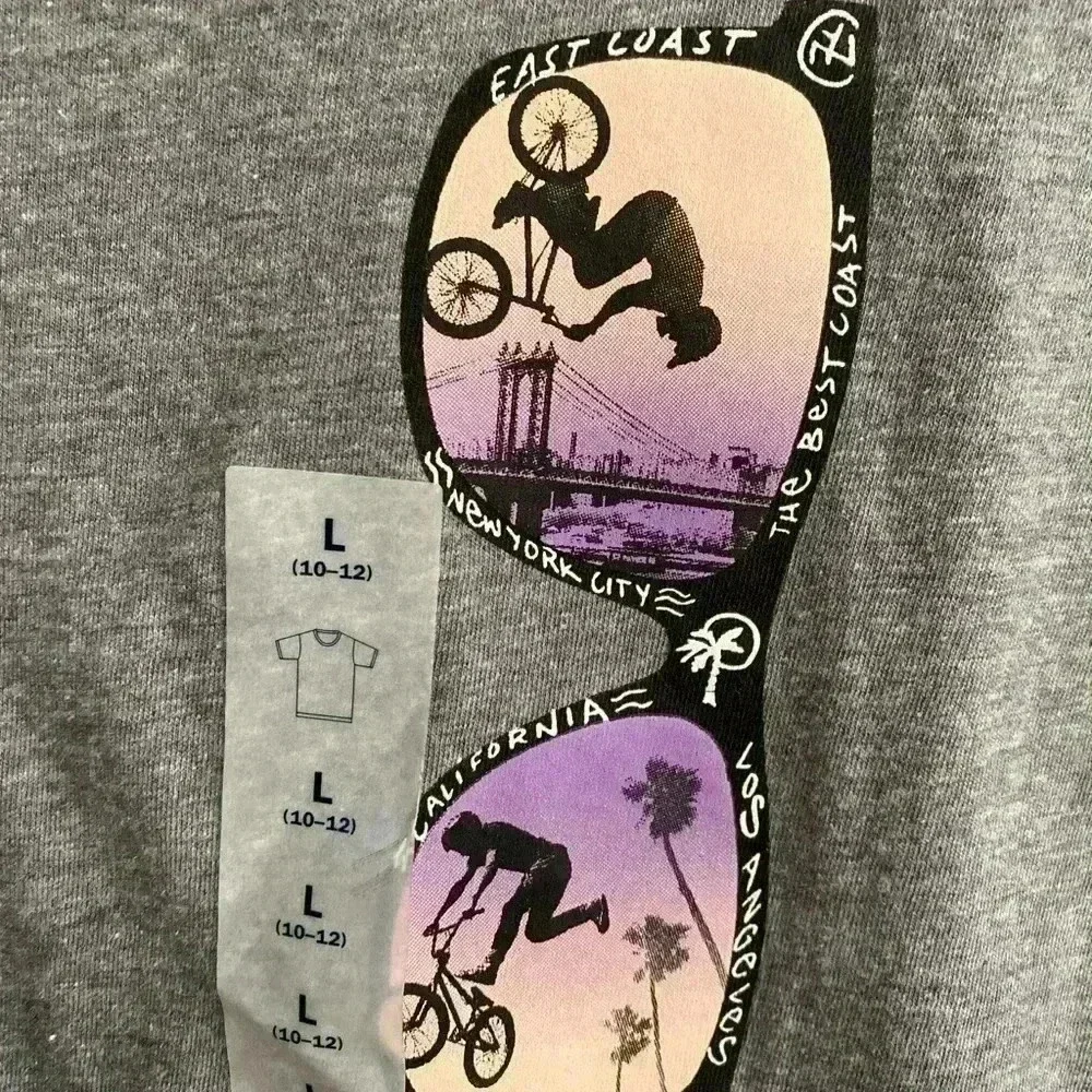 🆕Old Navy Short Sleeve Tee L🆕